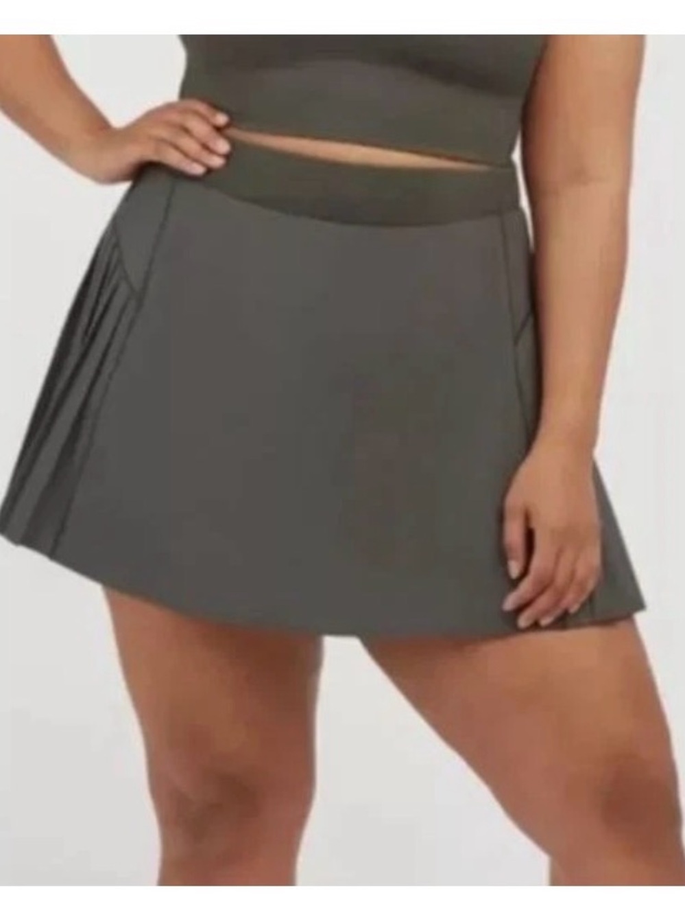 Spanx Get Moving Pleated Skort Olive Green Dark Palm Sz Large Tennis